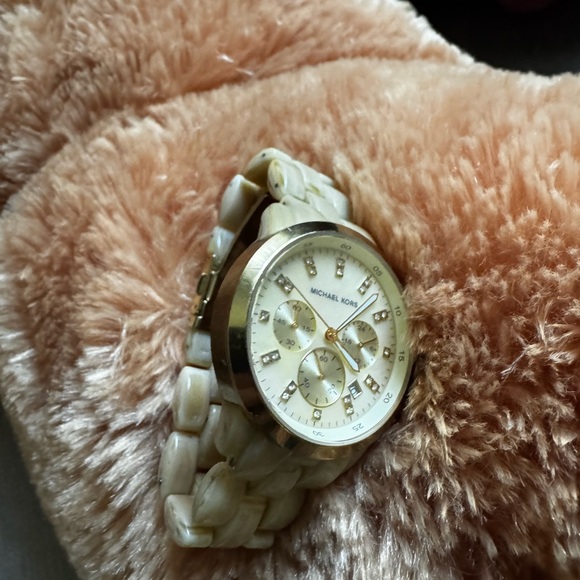 Michael Kors Gold and Cream Chronograph Watch - Picture 1 of 6